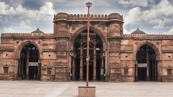 Built by Ahmed Shah in 1423, the Jama Masjid is one of India‚Äôs most beautiful mosques.